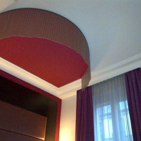Ibis Styles Paris Pigalle Montmartre Exterior foto
