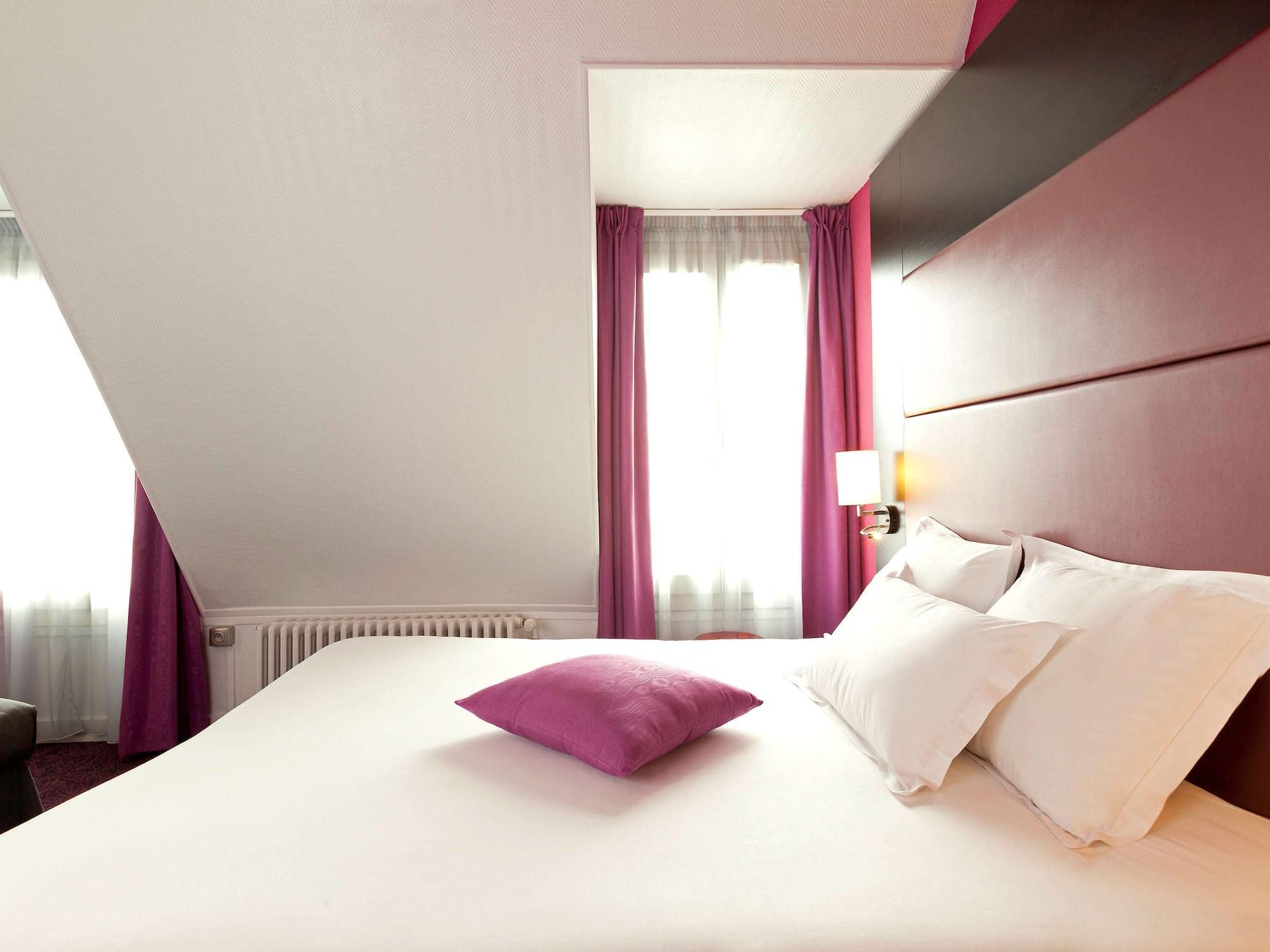 Ibis Styles Paris Pigalle Montmartre Exterior foto