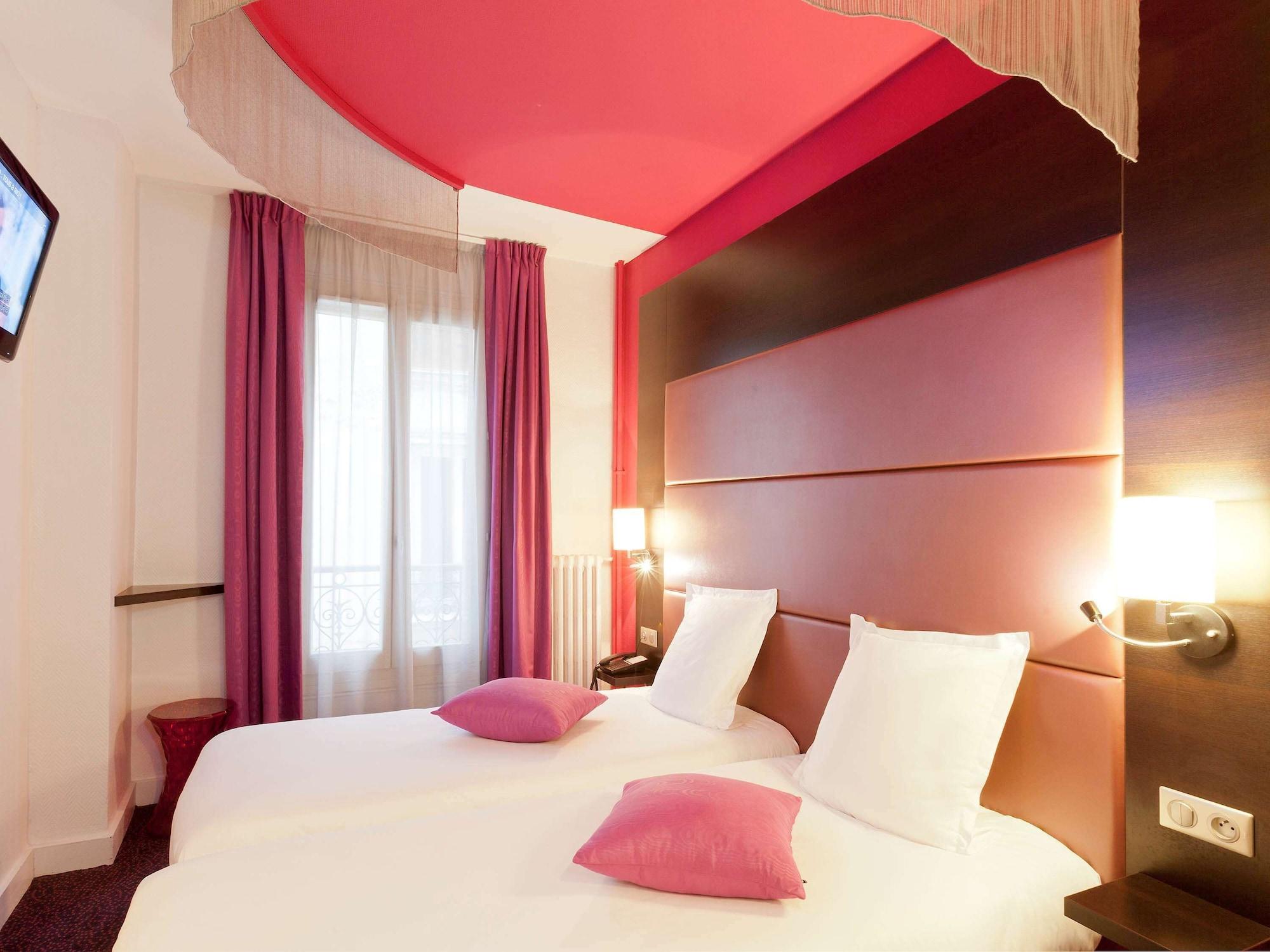 Ibis Styles Paris Pigalle Montmartre Exterior foto