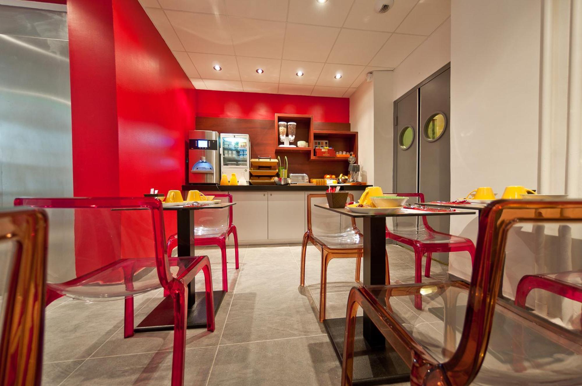 Ibis Styles Paris Pigalle Montmartre Exterior foto